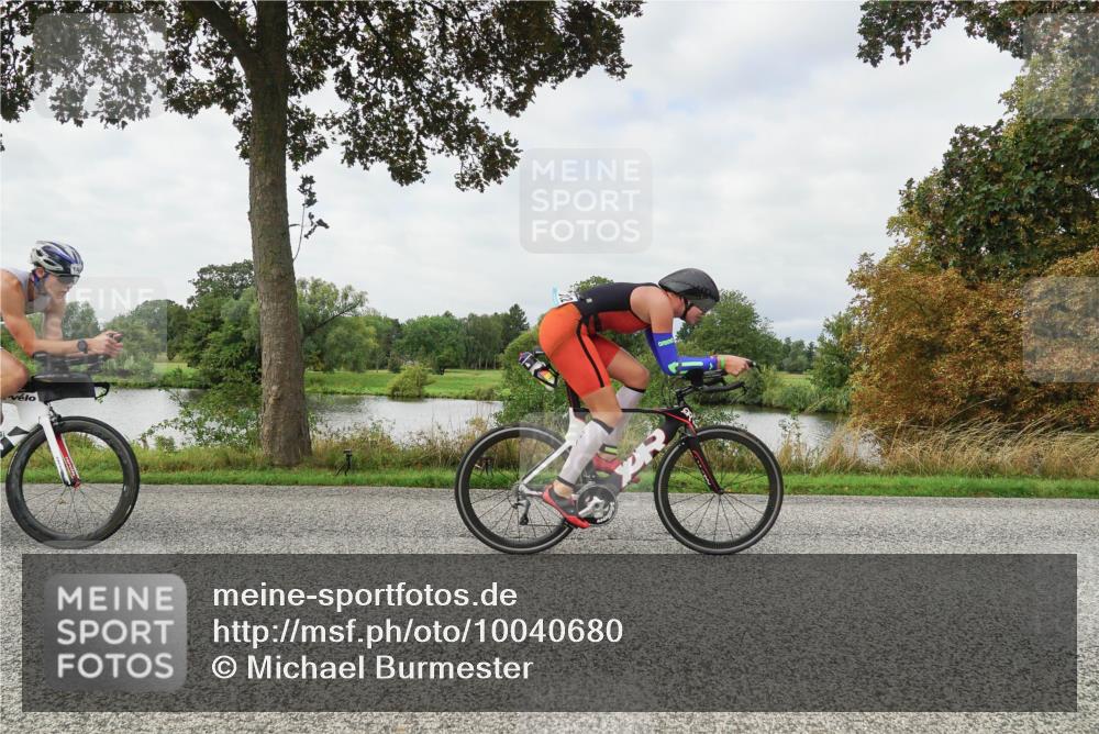 30.08.2026 - Elbe Triathlon Hamburg Michael Burmester http://msf.ph/oto/10040680 30.08.2026 10:55:50 Radfahren 975, 1138, 1206, 1252, 1422, 1441 meine-sportfotos.de