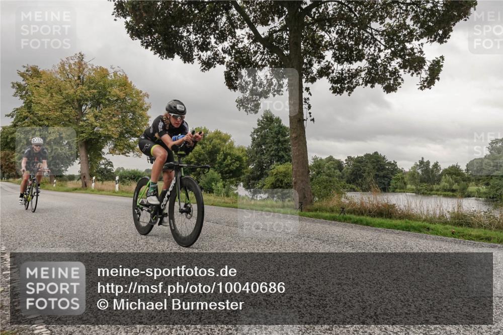 30.08.2026 - Elbe Triathlon Hamburg Michael Burmester http://msf.ph/oto/10040686 30.08.2026 09:00:19 Radfahren 321, 375, 383 meine-sportfotos.de