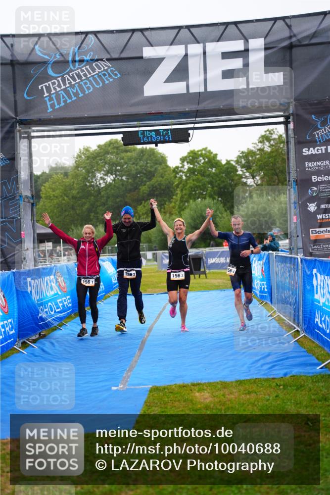 30.08.2026 - Elbe Triathlon Hamburg LAZAROV Photography http://msf.ph/oto/10040688 30.08.2026 16:09:40 Ziel  meine-sportfotos.de
