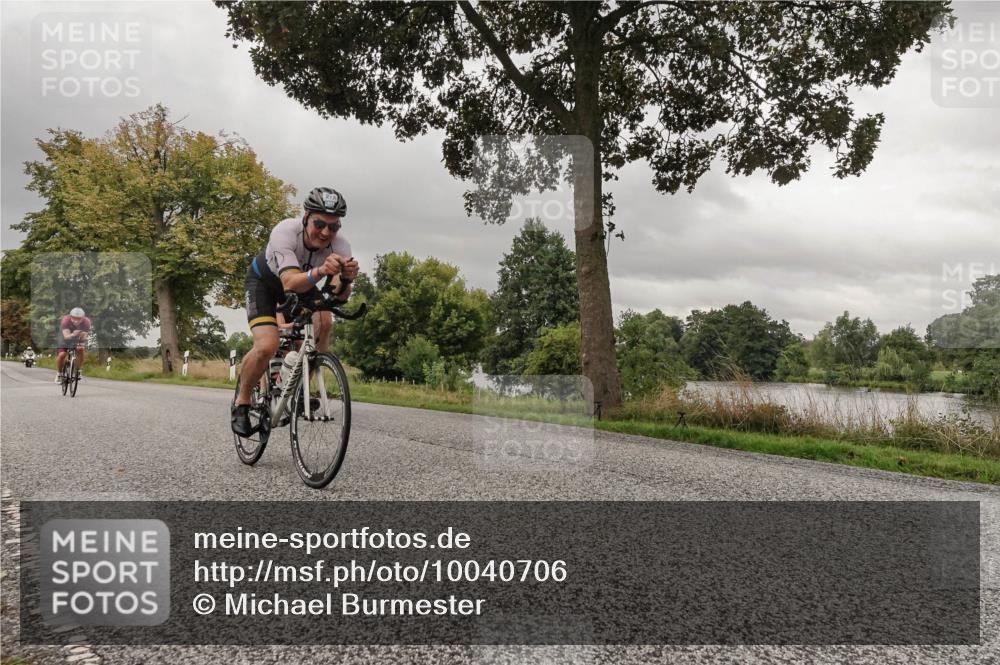 30.08.2026 - Elbe Triathlon Hamburg Michael Burmester http://msf.ph/oto/10040706 30.08.2026 09:00:29 Radfahren 273, 302, 385, 389 meine-sportfotos.de