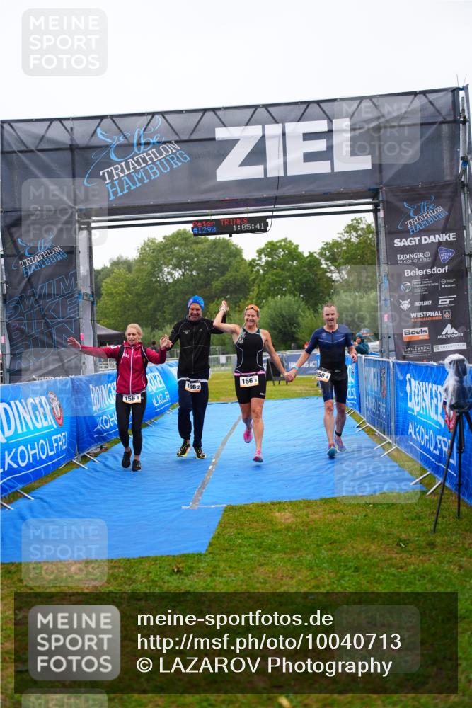 30.08.2026 - Elbe Triathlon Hamburg LAZAROV Photography http://msf.ph/oto/10040713 30.08.2026 16:09:41 Ziel  meine-sportfotos.de