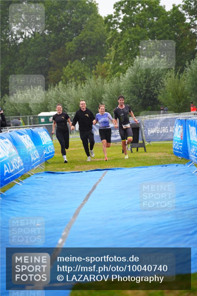 30.08.2026 - Elbe Triathlon Hamburg LAZAROV Photography http://msf.ph/oto/10040740 30.08.2026 16:11:05 Ziel  meine-sportfotos.de