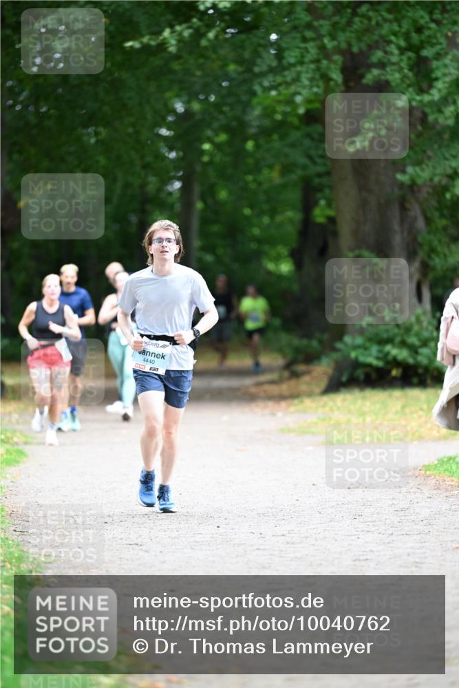 30.08.2026 - Blankeneser Heldenlauf Dr. Thomas Lammeyer http://msf.ph/oto/10040762 30.08.2026 11:15:53 Laufen 4440 meine-sportfotos.de