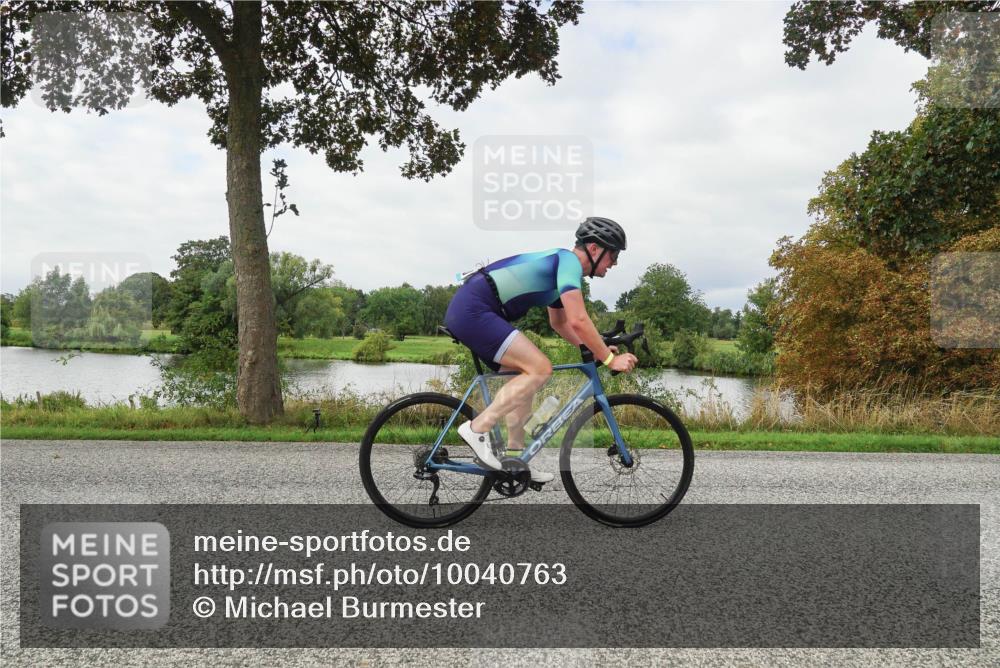 30.08.2026 - Elbe Triathlon Hamburg Michael Burmester http://msf.ph/oto/10040763 30.08.2026 10:56:53 Radfahren 942, 1026, 1126, 1193, 1281 meine-sportfotos.de