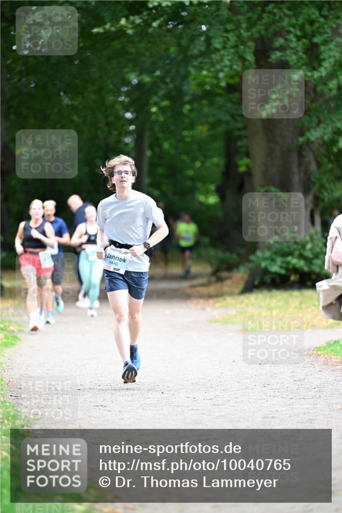30.08.2026 - Blankeneser Heldenlauf Dr. Thomas Lammeyer http://msf.ph/oto/10040765 30.08.2026 11:15:54 Laufen 4440 meine-sportfotos.de