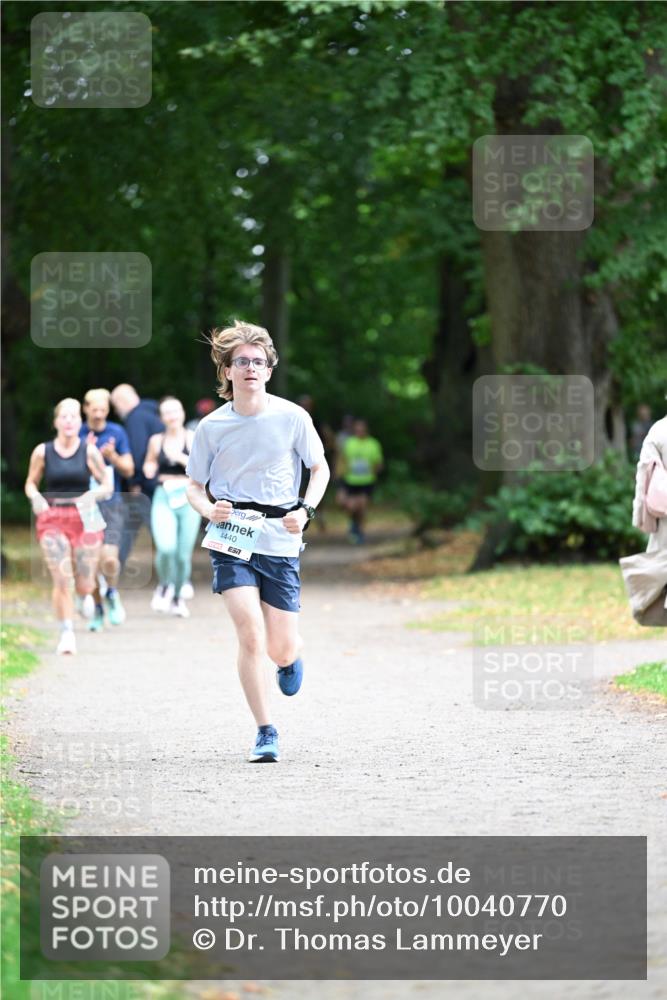 30.08.2026 - Blankeneser Heldenlauf Dr. Thomas Lammeyer http://msf.ph/oto/10040770 30.08.2026 11:15:54 Laufen 4440 meine-sportfotos.de