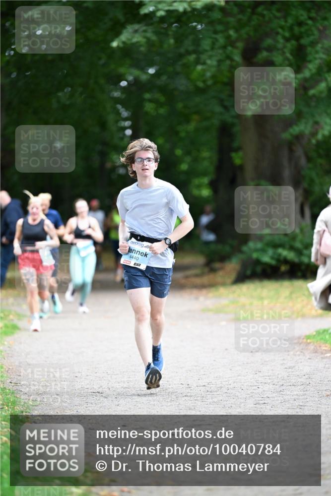 30.08.2026 - Blankeneser Heldenlauf Dr. Thomas Lammeyer http://msf.ph/oto/10040784 30.08.2026 11:15:54 Laufen 4440 meine-sportfotos.de