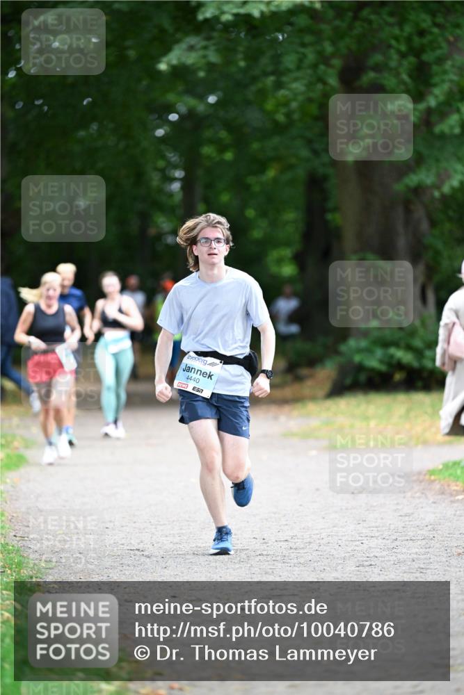 30.08.2026 - Blankeneser Heldenlauf Dr. Thomas Lammeyer http://msf.ph/oto/10040786 30.08.2026 11:15:54 Laufen 4440 meine-sportfotos.de