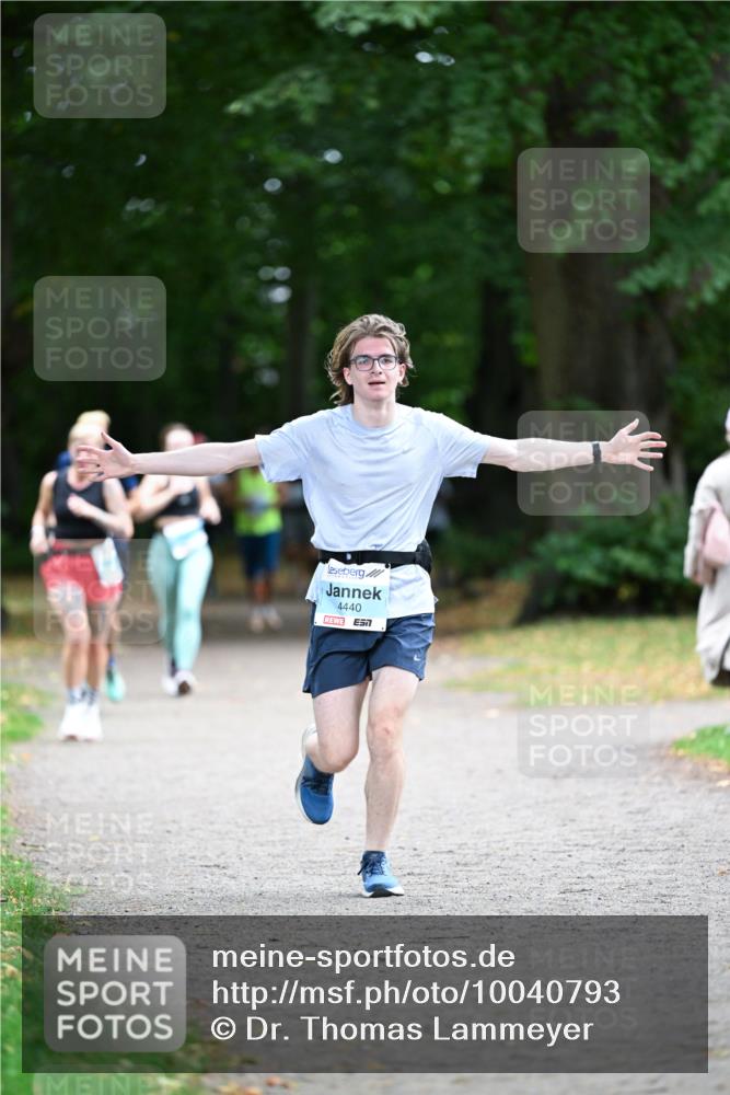 30.08.2026 - Blankeneser Heldenlauf Dr. Thomas Lammeyer http://msf.ph/oto/10040793 30.08.2026 11:15:55 Laufen 4440, 57 meine-sportfotos.de