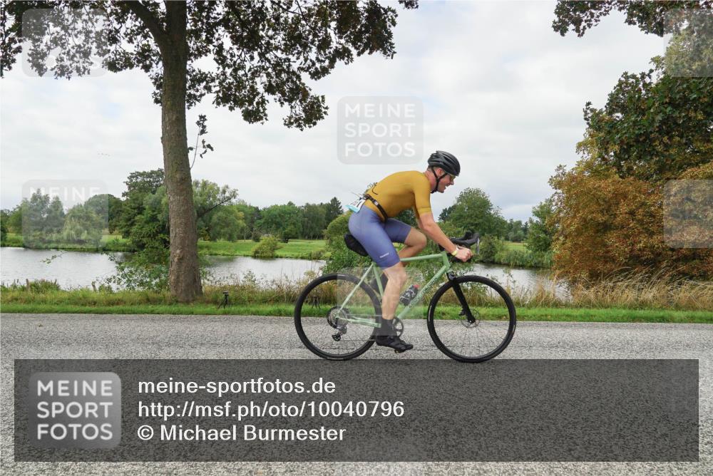 30.08.2026 - Elbe Triathlon Hamburg Michael Burmester http://msf.ph/oto/10040796 30.08.2026 10:57:08 Radfahren 1151, 1178, 1284, 1444 meine-sportfotos.de