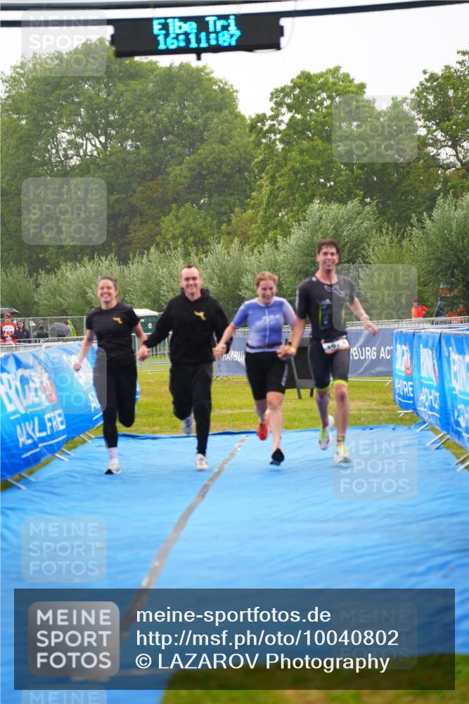 30.08.2026 - Elbe Triathlon Hamburg LAZAROV Photography http://msf.ph/oto/10040802 30.08.2026 16:11:07 Ziel  meine-sportfotos.de