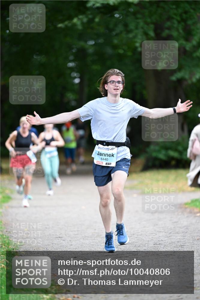 30.08.2026 - Blankeneser Heldenlauf Dr. Thomas Lammeyer http://msf.ph/oto/10040806 30.08.2026 11:15:55 Laufen 4440, 7 meine-sportfotos.de