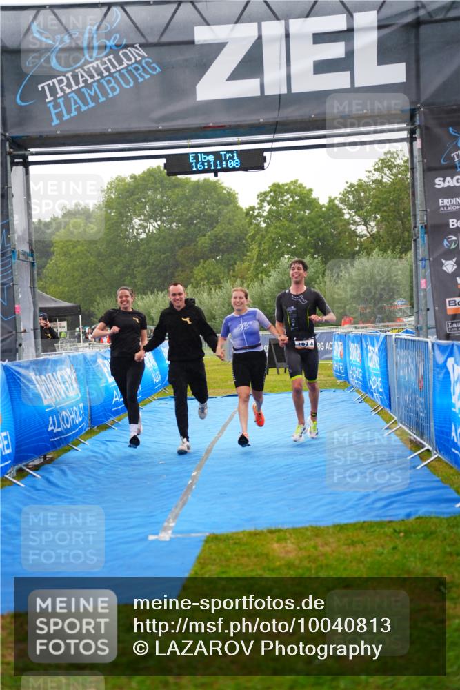 30.08.2026 - Elbe Triathlon Hamburg LAZAROV Photography http://msf.ph/oto/10040813 30.08.2026 16:11:08 Ziel  meine-sportfotos.de