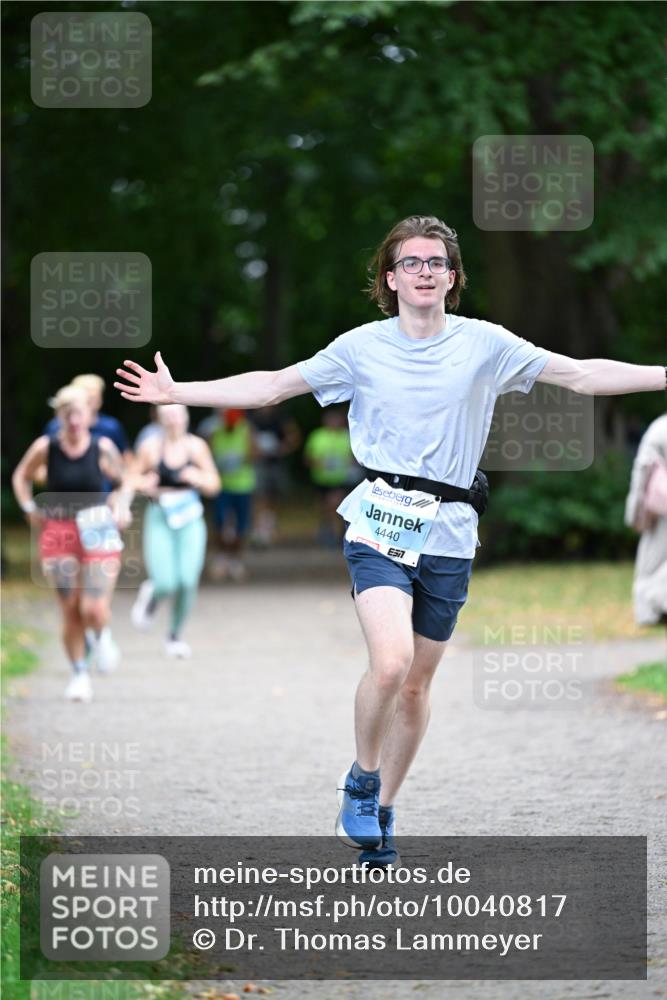 30.08.2026 - Blankeneser Heldenlauf Dr. Thomas Lammeyer http://msf.ph/oto/10040817 30.08.2026 11:15:56 Laufen 4440, 57 meine-sportfotos.de