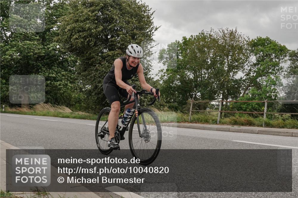30.08.2026 - Elbe Triathlon Hamburg Michael Burmester http://msf.ph/oto/10040820 30.08.2026 14:16:35 Radfahren 151, 173 meine-sportfotos.de