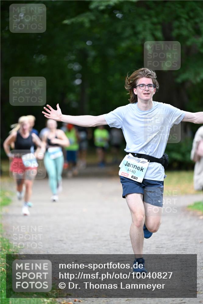 30.08.2026 - Blankeneser Heldenlauf Dr. Thomas Lammeyer http://msf.ph/oto/10040827 30.08.2026 11:15:56 Laufen 4440 meine-sportfotos.de