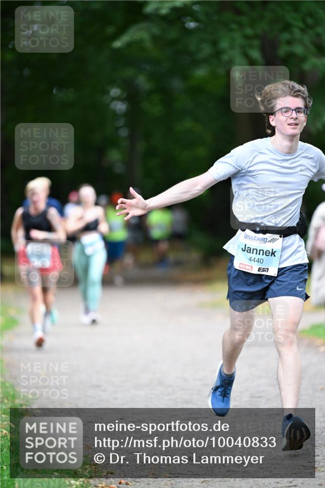 30.08.2026 - Blankeneser Heldenlauf Dr. Thomas Lammeyer http://msf.ph/oto/10040833 30.08.2026 11:15:56 Laufen 4440 meine-sportfotos.de