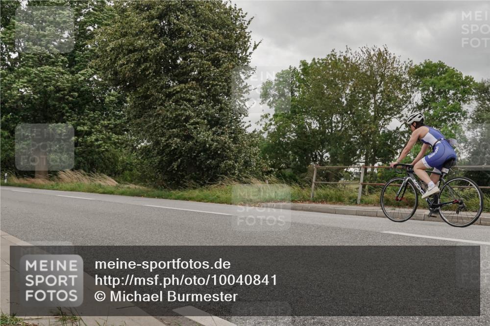 30.08.2026 - Elbe Triathlon Hamburg Michael Burmester http://msf.ph/oto/10040841 30.08.2026 14:16:39 Radfahren 173 meine-sportfotos.de