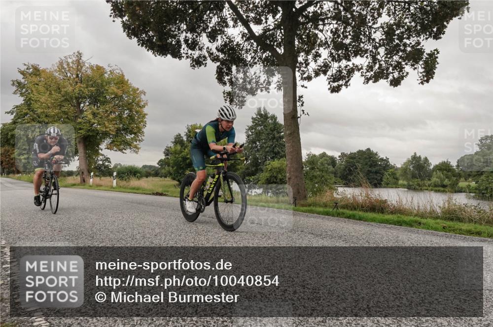 30.08.2026 - Elbe Triathlon Hamburg Michael Burmester http://msf.ph/oto/10040854 30.08.2026 09:01:29 Radfahren 285, 353, 354 meine-sportfotos.de