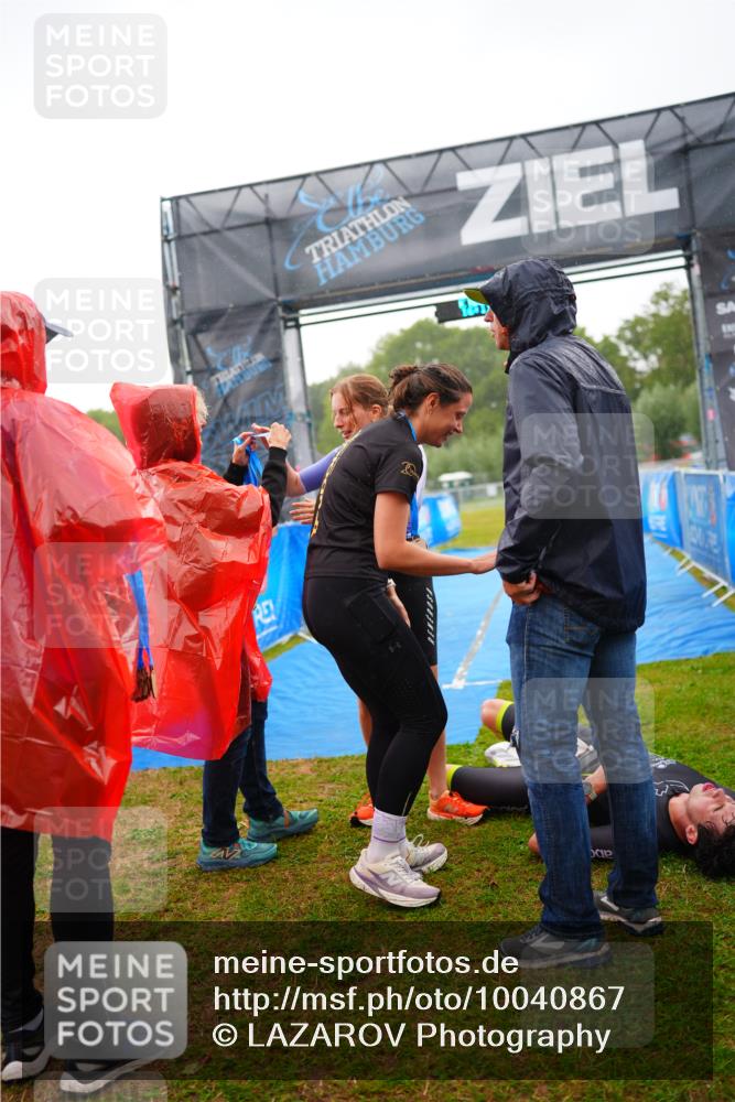 30.08.2026 - Elbe Triathlon Hamburg LAZAROV Photography http://msf.ph/oto/10040867 30.08.2026 16:11:19 Ziel  meine-sportfotos.de