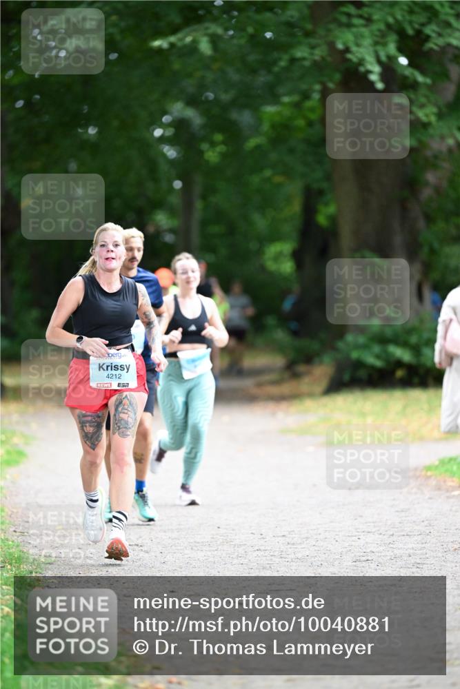 30.08.2026 - Blankeneser Heldenlauf Dr. Thomas Lammeyer http://msf.ph/oto/10040881 30.08.2026 11:15:59 Laufen 4212, 51 meine-sportfotos.de