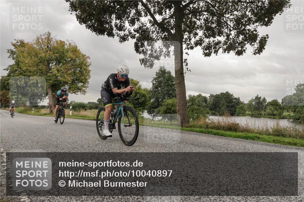 30.08.2026 - Elbe Triathlon Hamburg Michael Burmester http://msf.ph/oto/10040897 30.08.2026 09:01:43 Radfahren 211, 279, 376, 379, 386 meine-sportfotos.de