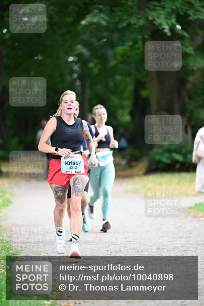 30.08.2026 - Blankeneser Heldenlauf Dr. Thomas Lammeyer http://msf.ph/oto/10040898 30.08.2026 11:15:59 Laufen 4212 meine-sportfotos.de