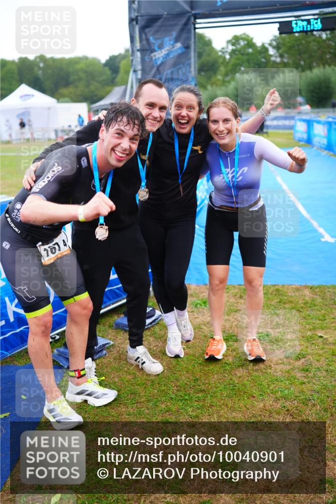 30.08.2026 - Elbe Triathlon Hamburg LAZAROV Photography http://msf.ph/oto/10040901 30.08.2026 16:11:59 Ziel  meine-sportfotos.de
