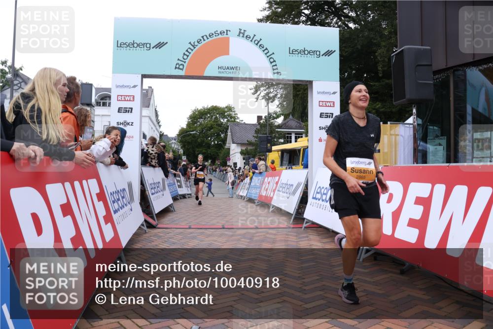 30.08.2026 - Blankeneser Heldenlauf Lena Gebhardt http://msf.ph/oto/10040918 30.08.2026 11:46:04 Ziel 2294, 2865 meine-sportfotos.de