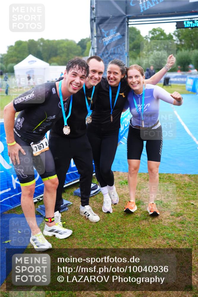 30.08.2026 - Elbe Triathlon Hamburg LAZAROV Photography http://msf.ph/oto/10040936 30.08.2026 16:12:00 Ziel  meine-sportfotos.de