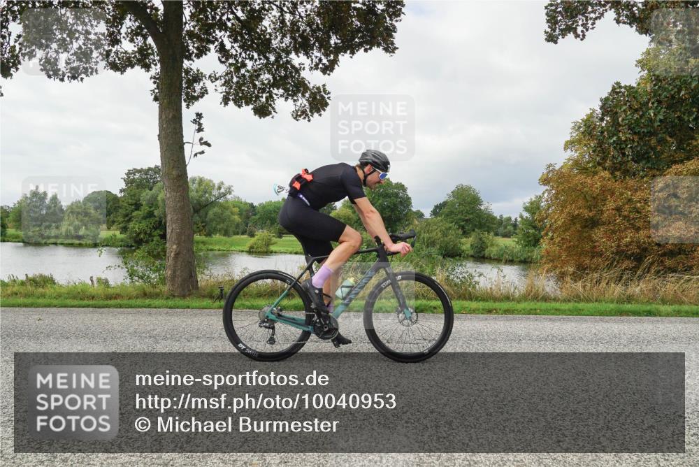 30.08.2026 - Elbe Triathlon Hamburg Michael Burmester http://msf.ph/oto/10040953 30.08.2026 10:59:44 Radfahren 1159, 1180, 1184, 1228, 1449 meine-sportfotos.de