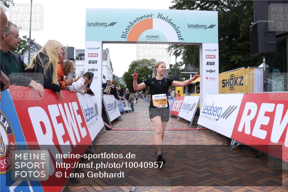 30.08.2026 - Blankeneser Heldenlauf Lena Gebhardt http://msf.ph/oto/10040957 30.08.2026 11:46:07 Ziel 2294, 2865 meine-sportfotos.de