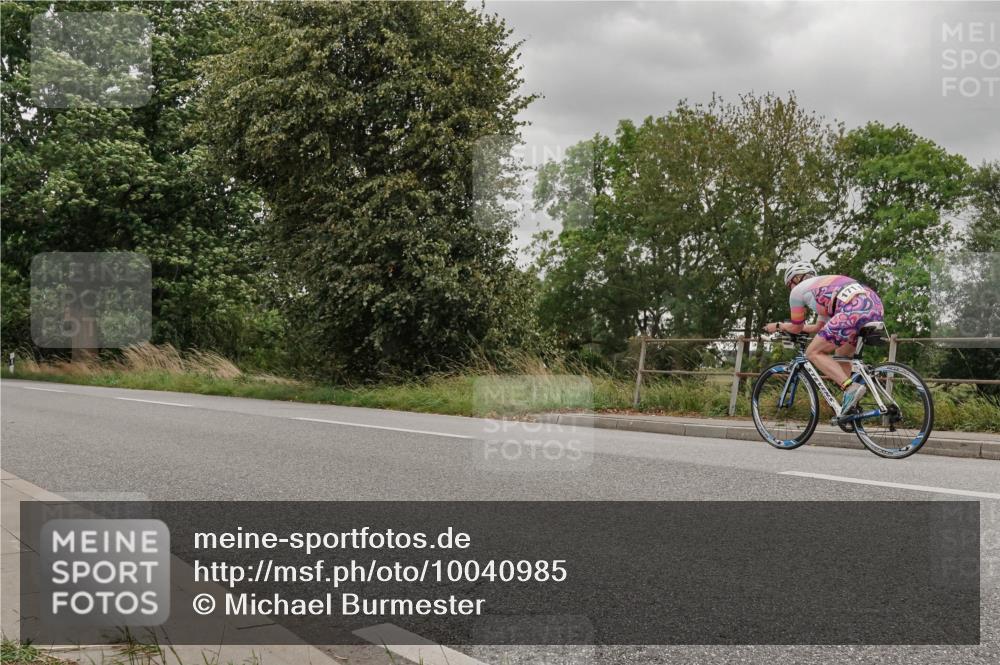 30.08.2026 - Elbe Triathlon Hamburg Michael Burmester http://msf.ph/oto/10040985 30.08.2026 14:17:48 Radfahren 128 meine-sportfotos.de