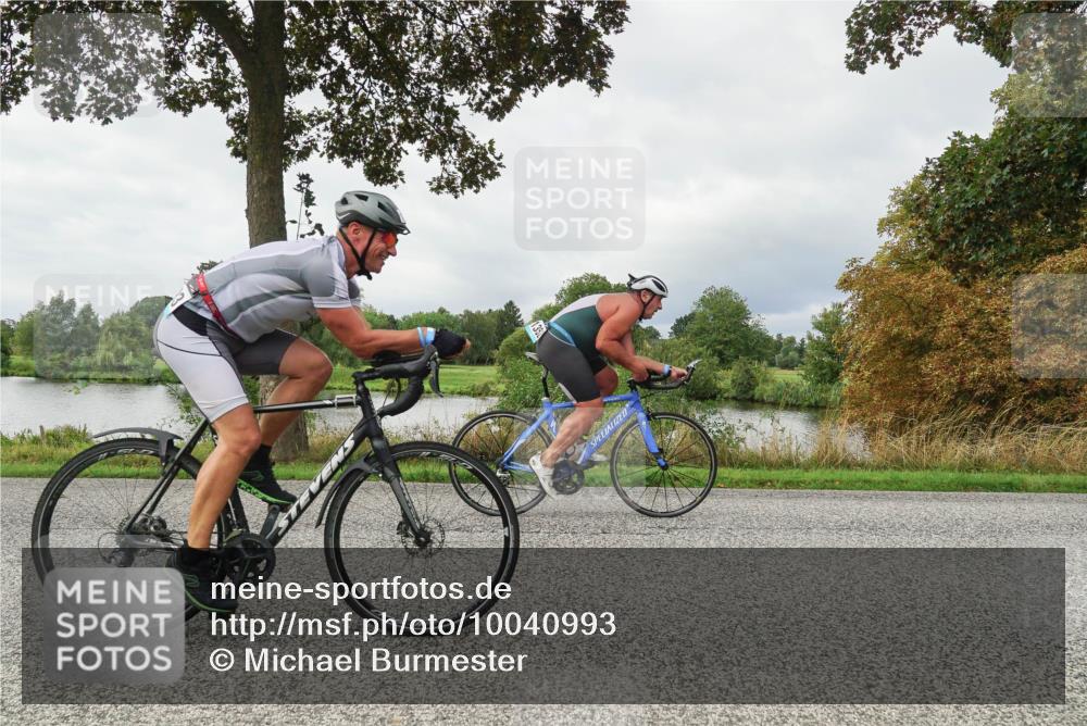 30.08.2026 - Elbe Triathlon Hamburg Michael Burmester http://msf.ph/oto/10040993 30.08.2026 11:00:06 Radfahren 992, 1153, 1280, 1293, 1320, 1352, 1445 meine-sportfotos.de