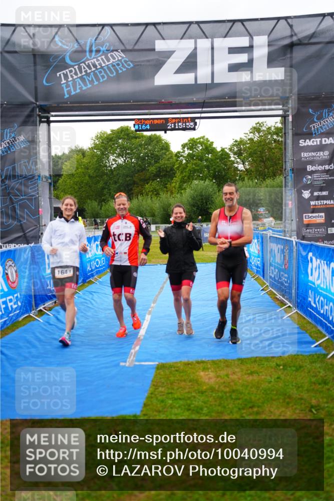 30.08.2026 - Elbe Triathlon Hamburg LAZAROV Photography http://msf.ph/oto/10040994 30.08.2026 16:15:54 Ziel  meine-sportfotos.de