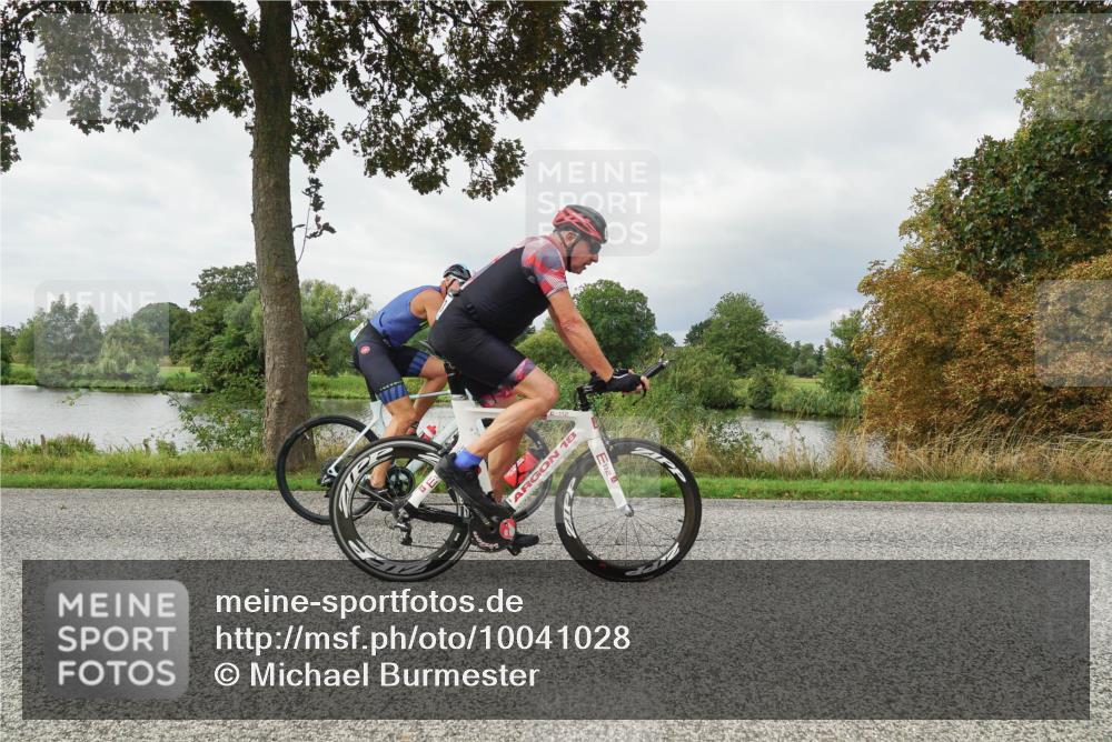 30.08.2026 - Elbe Triathlon Hamburg Michael Burmester http://msf.ph/oto/10041028 30.08.2026 11:00:19 Radfahren 888, 1129, 1237, 1249, 1333, 1369, 1379 meine-sportfotos.de