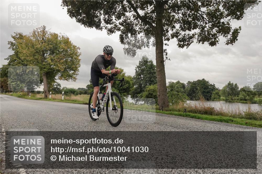 30.08.2026 - Elbe Triathlon Hamburg Michael Burmester http://msf.ph/oto/10041030 30.08.2026 09:02:41 Radfahren 200, 225, 236, 445 meine-sportfotos.de