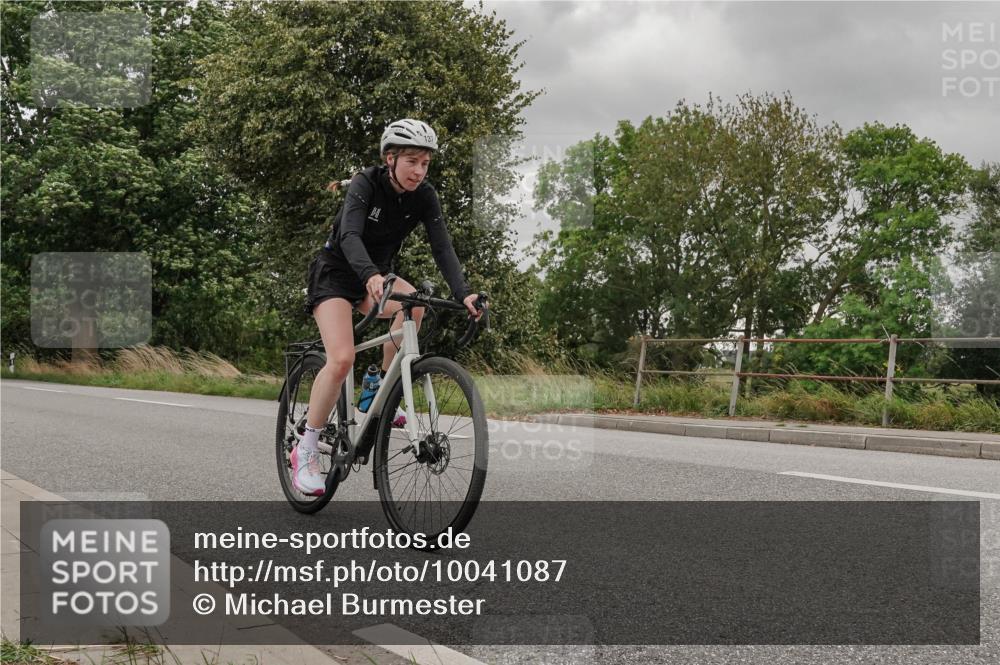 30.08.2026 - Elbe Triathlon Hamburg Michael Burmester http://msf.ph/oto/10041087 30.08.2026 14:18:22 Radfahren 137, 150, 152, 178 meine-sportfotos.de