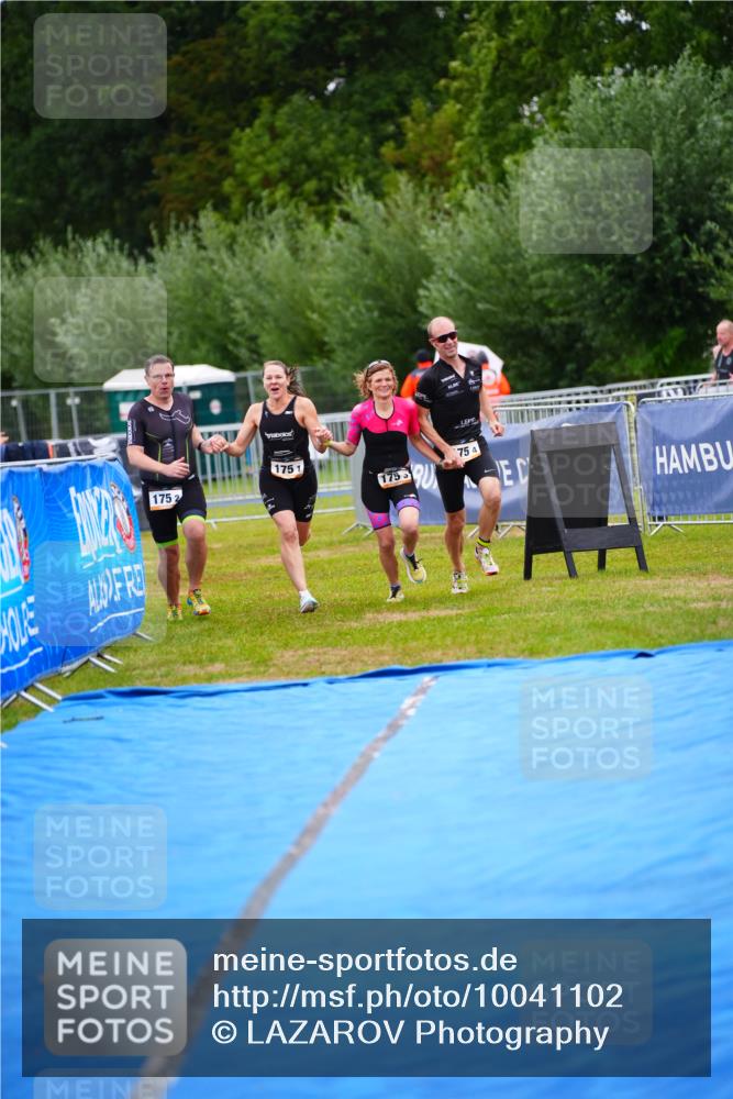 30.08.2026 - Elbe Triathlon Hamburg LAZAROV Photography http://msf.ph/oto/10041102 30.08.2026 16:18:18 Ziel  meine-sportfotos.de