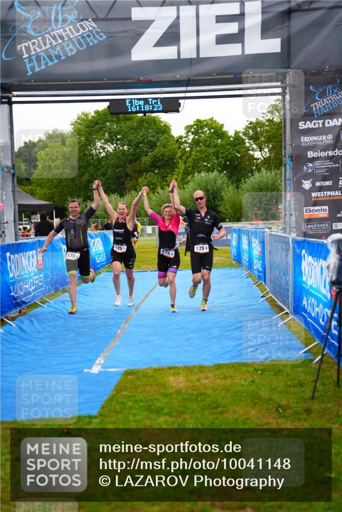 30.08.2026 - Elbe Triathlon Hamburg LAZAROV Photography http://msf.ph/oto/10041148 30.08.2026 16:18:22 Ziel  meine-sportfotos.de