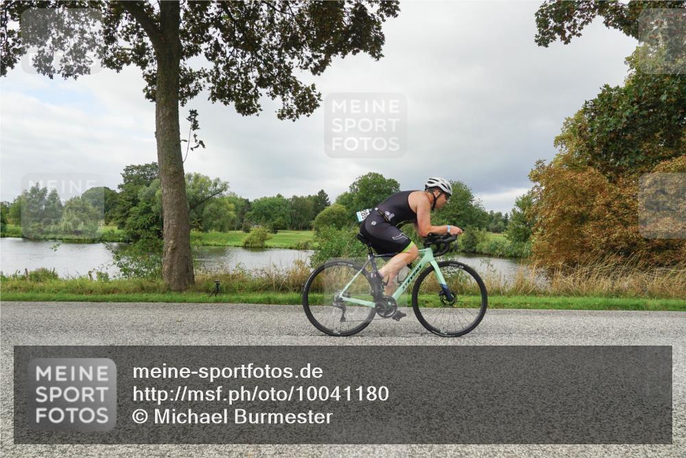 30.08.2026 - Elbe Triathlon Hamburg Michael Burmester http://msf.ph/oto/10041180 30.08.2026 11:02:35 Radfahren 1205, 1213, 1226, 1289, 1376 meine-sportfotos.de