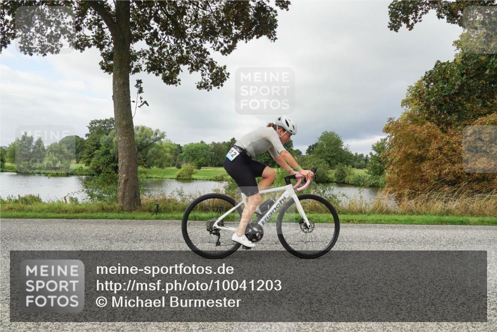 30.08.2026 - Elbe Triathlon Hamburg Michael Burmester http://msf.ph/oto/10041203 30.08.2026 11:02:48 Radfahren 1412, 1448 meine-sportfotos.de