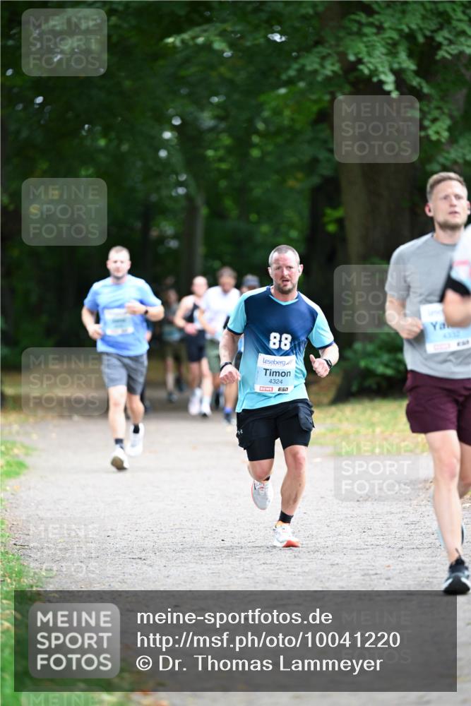 30.08.2026 - Blankeneser Heldenlauf Dr. Thomas Lammeyer http://msf.ph/oto/10041220 30.08.2026 11:16:16 Laufen 88, 4324, 4332 meine-sportfotos.de