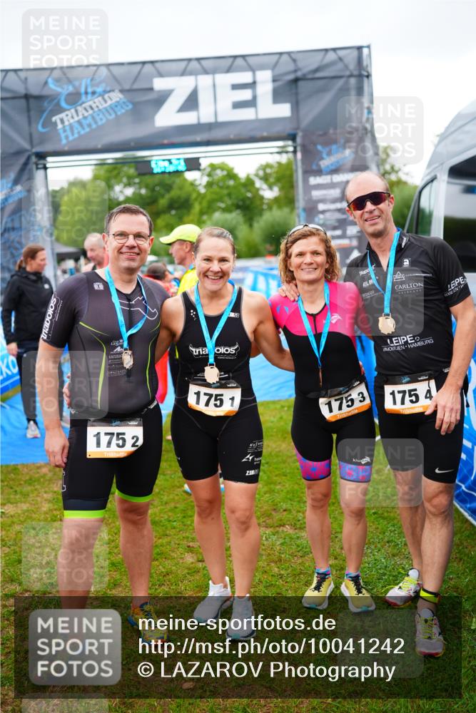 30.08.2026 - Elbe Triathlon Hamburg LAZAROV Photography http://msf.ph/oto/10041242 30.08.2026 16:18:45 Ziel  meine-sportfotos.de