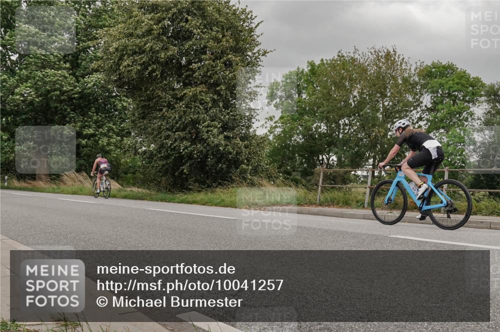 30.08.2026 - Elbe Triathlon Hamburg Michael Burmester http://msf.ph/oto/10041257 30.08.2026 14:19:38 Radfahren 131 meine-sportfotos.de