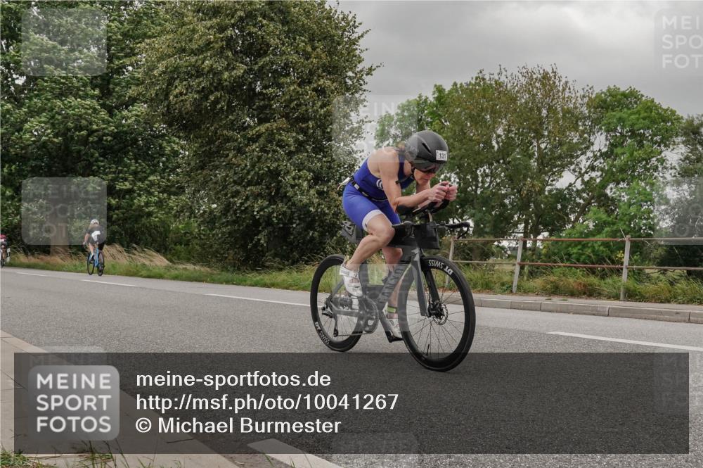 30.08.2026 - Elbe Triathlon Hamburg Michael Burmester http://msf.ph/oto/10041267 30.08.2026 14:19:40 Radfahren 131 meine-sportfotos.de