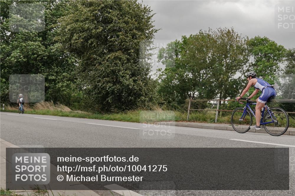 30.08.2026 - Elbe Triathlon Hamburg Michael Burmester http://msf.ph/oto/10041275 30.08.2026 14:19:41 Radfahren 131 meine-sportfotos.de