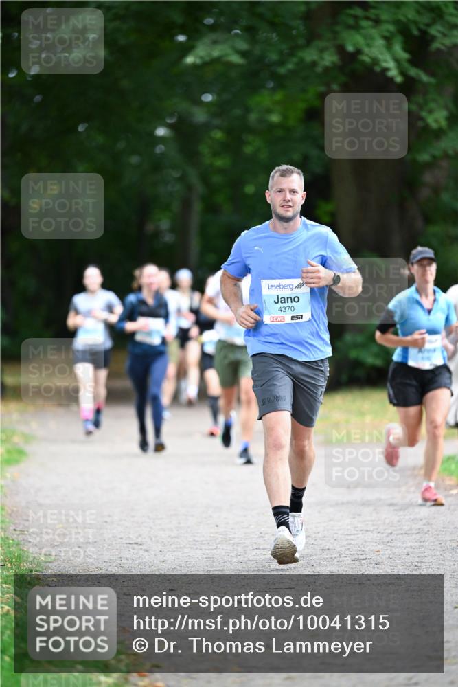 30.08.2026 - Blankeneser Heldenlauf Dr. Thomas Lammeyer http://msf.ph/oto/10041315 30.08.2026 11:16:20 Laufen 4370, 7 meine-sportfotos.de