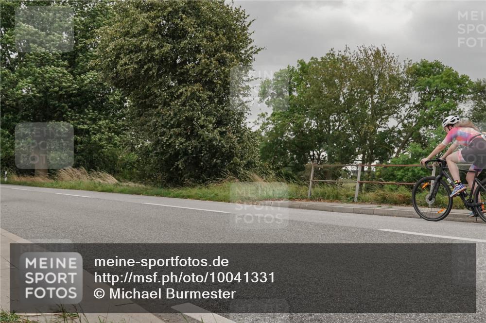 30.08.2026 - Elbe Triathlon Hamburg Michael Burmester http://msf.ph/oto/10041331 30.08.2026 14:19:55 Radfahren 136, 143, 167 meine-sportfotos.de