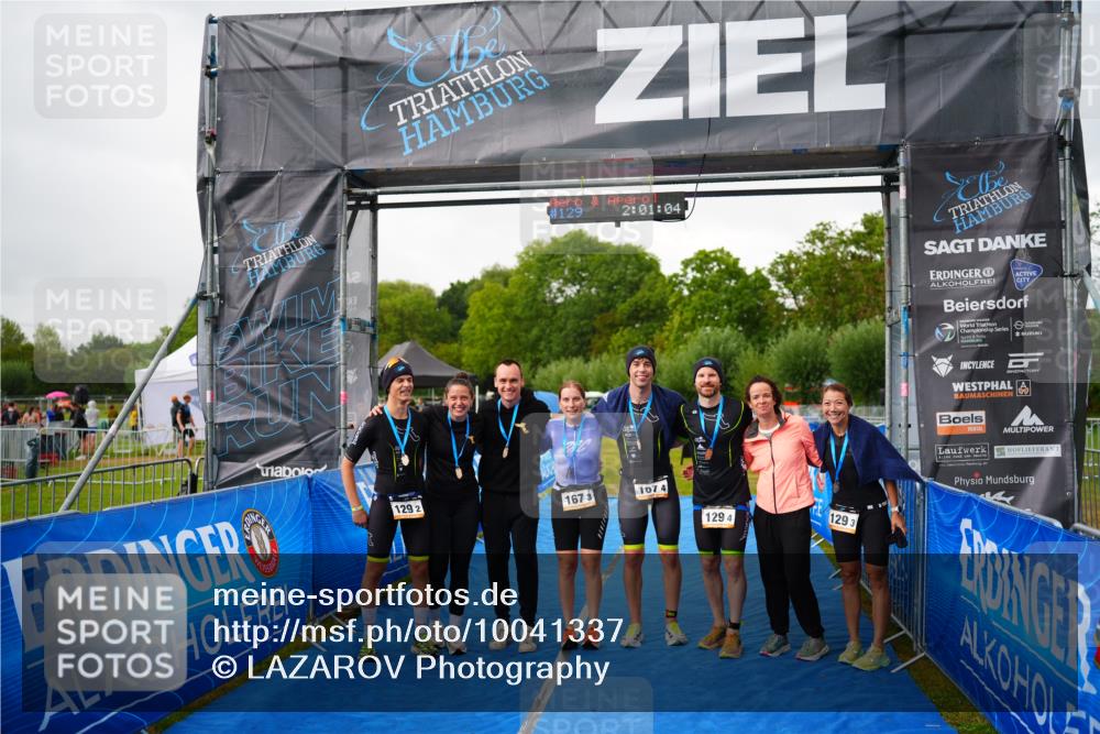 30.08.2026 - Elbe Triathlon Hamburg LAZAROV Photography http://msf.ph/oto/10041337 30.08.2026 16:20:32 Ziel  meine-sportfotos.de